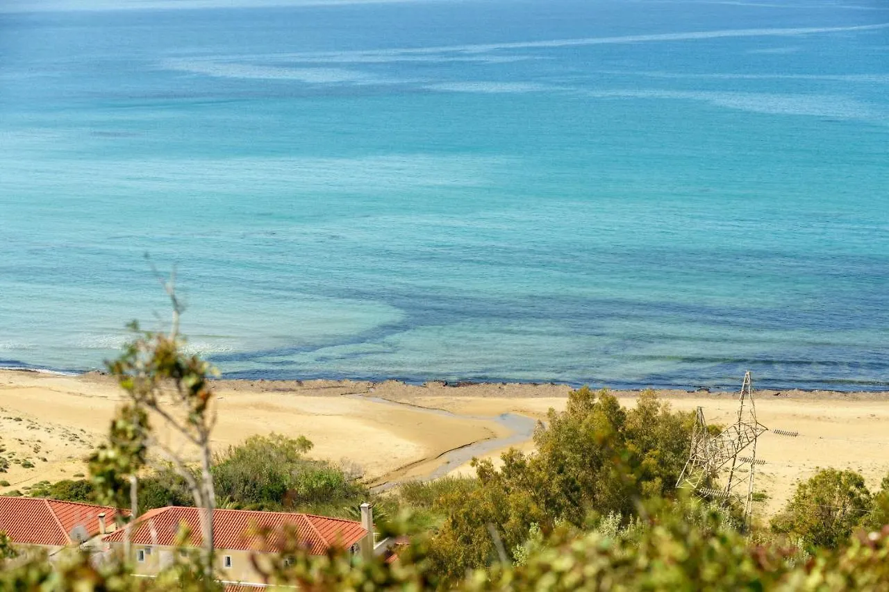 Ponente Studios Mounda Beach Ratzaklíon アパート